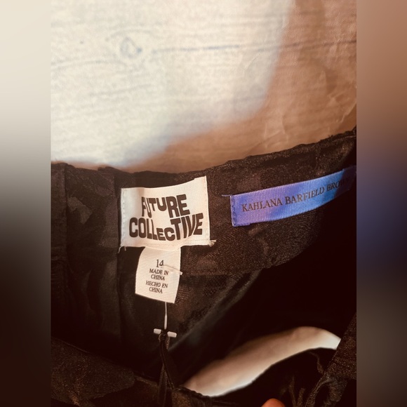 🖤Puff Short Sleeve Organza Cropped Blouse - Future Collective™ Womens Size 14🖤 - Picture 9 of 15